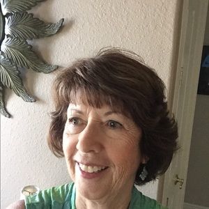 Meet your Posher, Joan